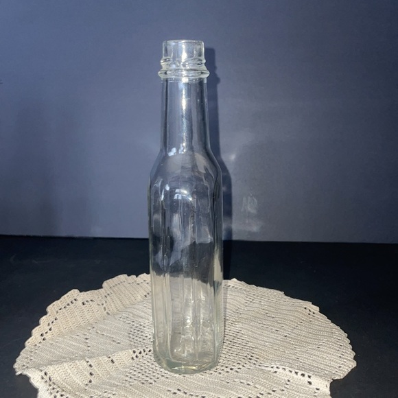 Two Vintage Heinz Glass Ketchup Bottles Canada Collectibles Prop Decor - Picture 9 of 12